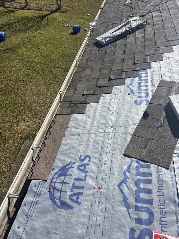 Gallery photos for New Roof Installation with Atlas Pinnacle Pristine Shingles: Image #1