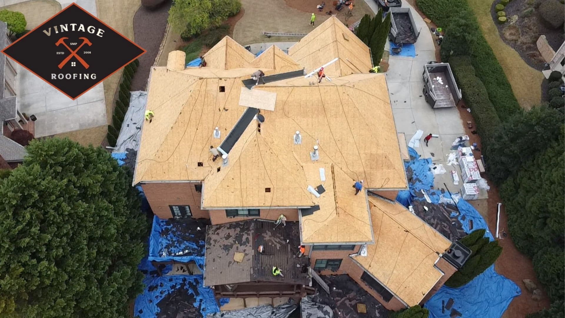 Gallery photos for Roofing Mastery with Atlas Pinnacle Pristine in Black Shadow: Image #1