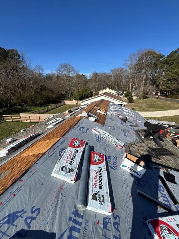 Gallery photos for New Roof Installation with Atlas Pinnacle Pristine Shingles: Image #2
