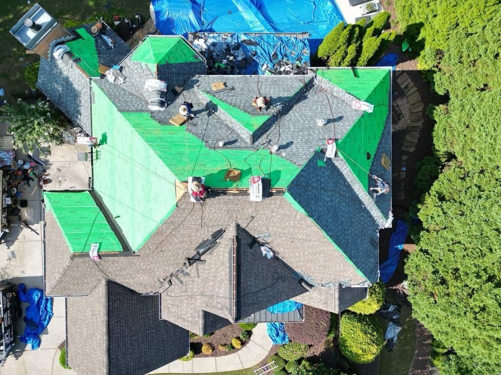 Crafting Perfect Roofs with Vintage Touch image